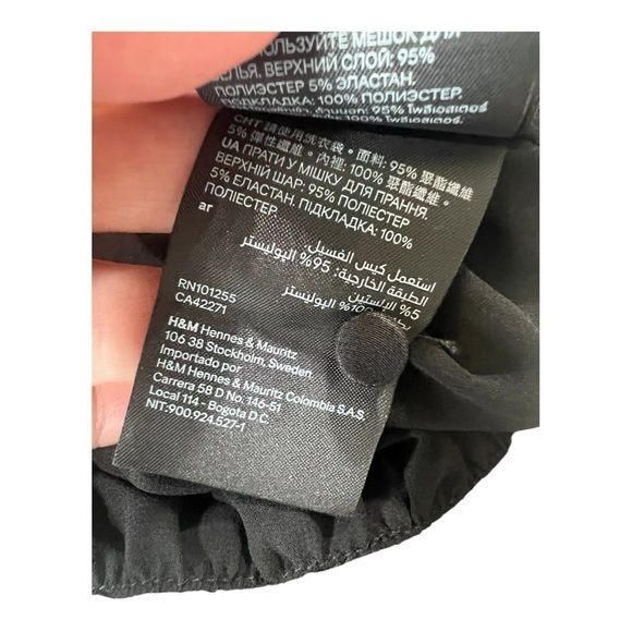 H&M‎ Black Bubble Hem Oversized Long Sleeve Crop Sequins Top NEW Size XS - Picture 14 of 15